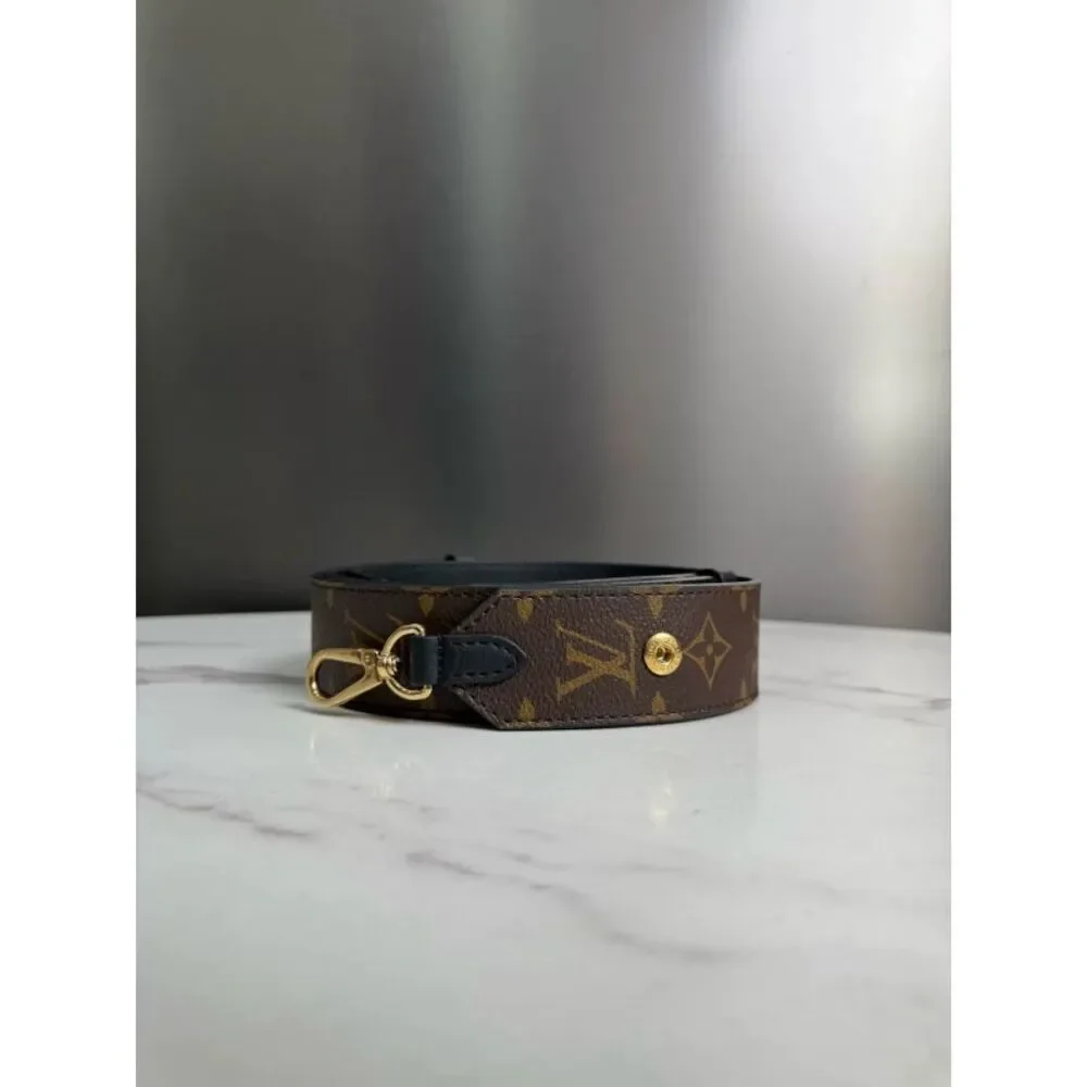 Louis Vuitton Women Pre-Loved Bag Very Good Condition